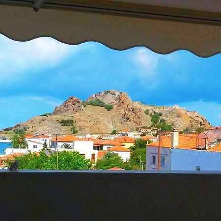 Kostas Studios Apartments - Ενοικιαζόμενα Δωμάτια Με Κουζινάκι Myrina Extérieur photo