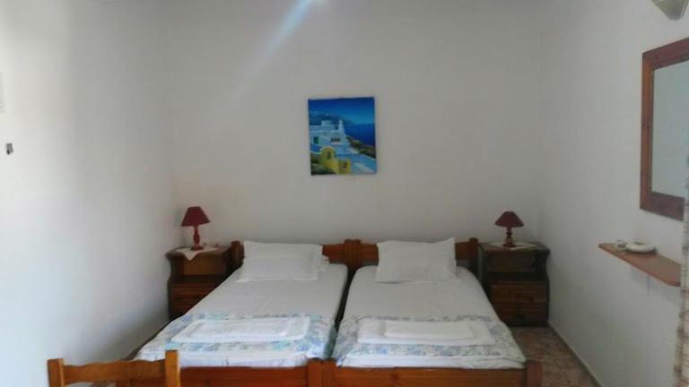 Kostas Studios Apartments - Ενοικιαζόμενα Δωμάτια Με Κουζινάκι Myrina Extérieur photo