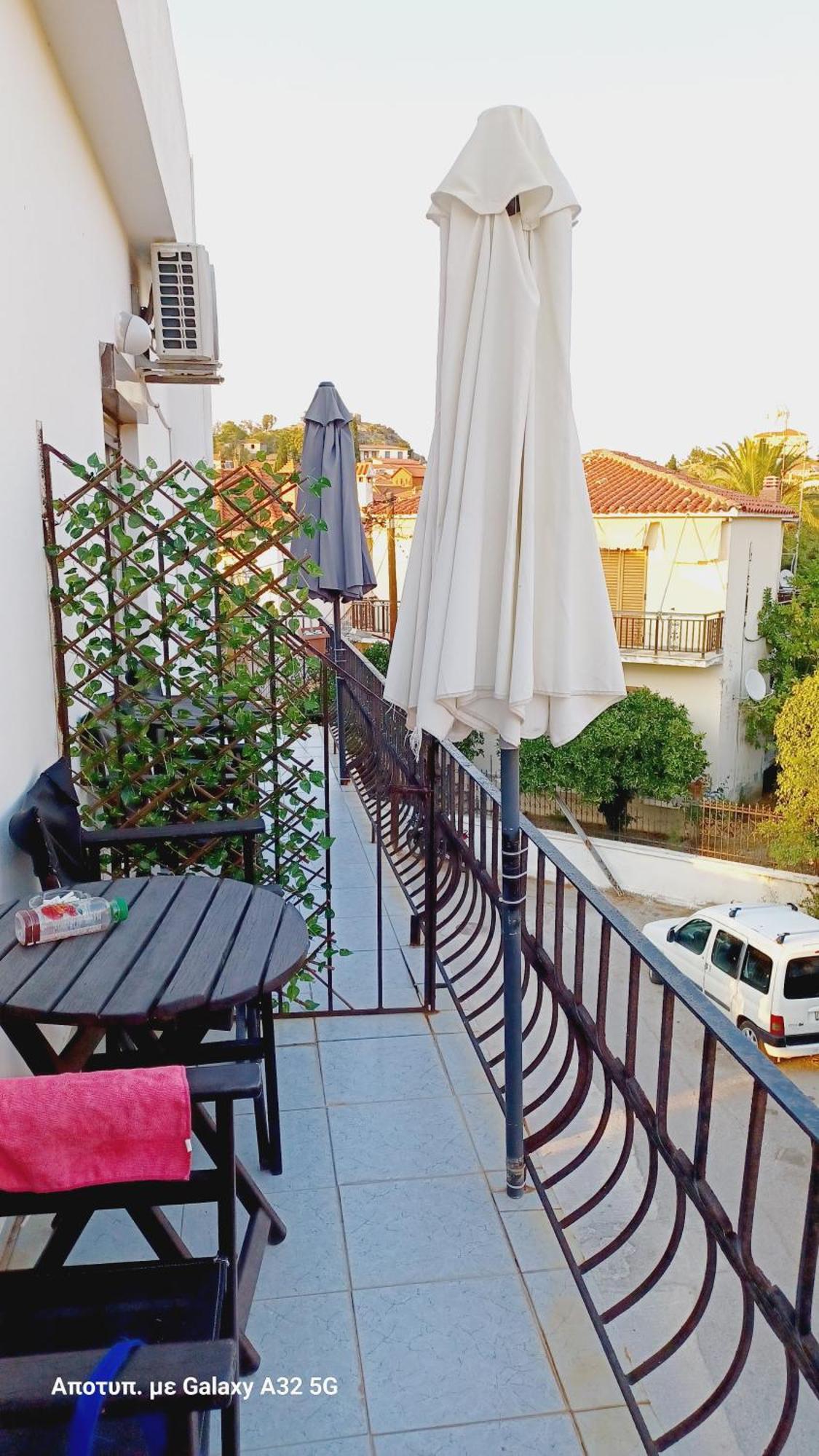 Kostas Studios Apartments - Ενοικιαζόμενα Δωμάτια Με Κουζινάκι Myrina Extérieur photo